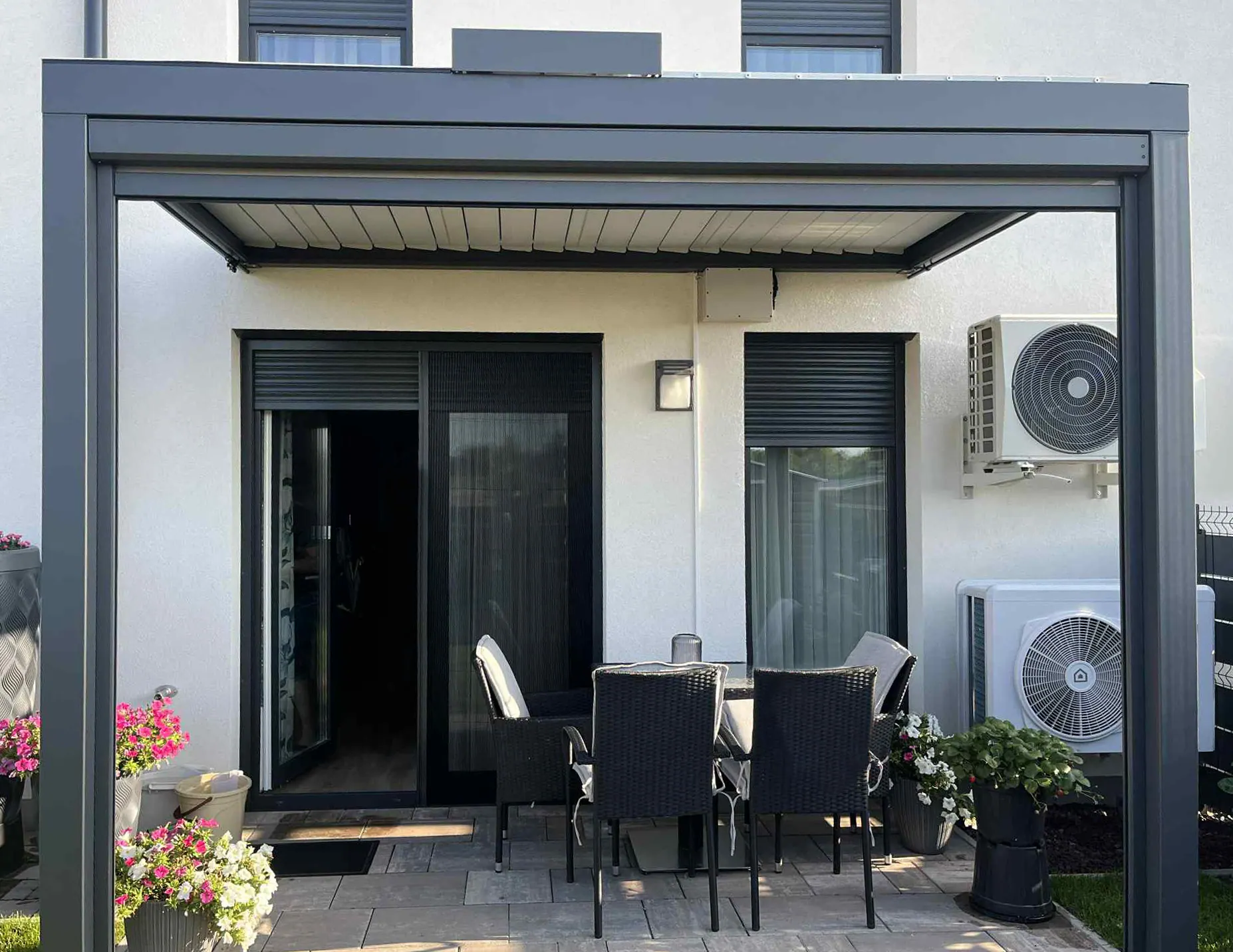 Maßgefertigte AlpenPergola Referenz in Österreich
