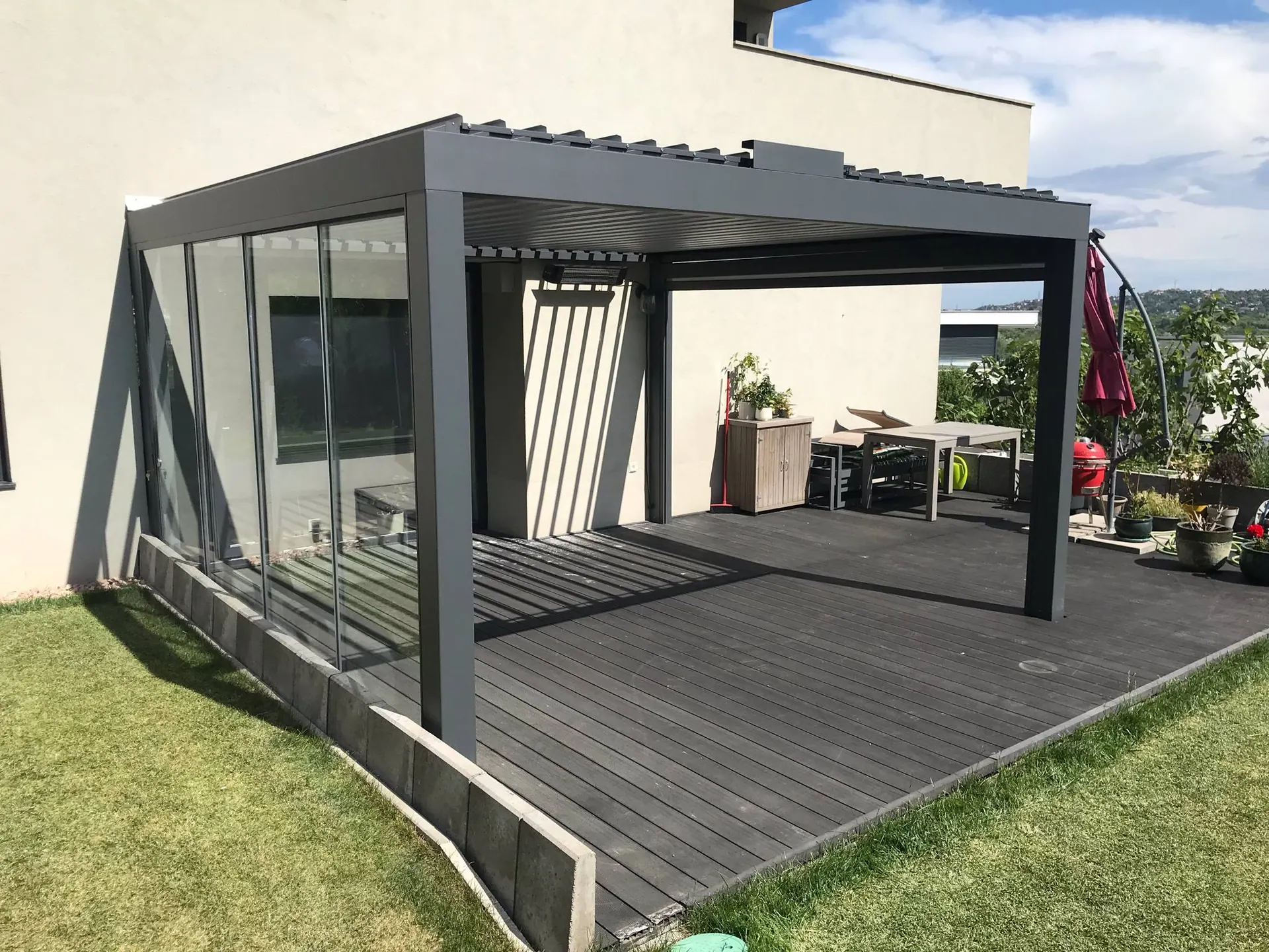 Maßgefertigte AlpenPergola Referenz in Österreich