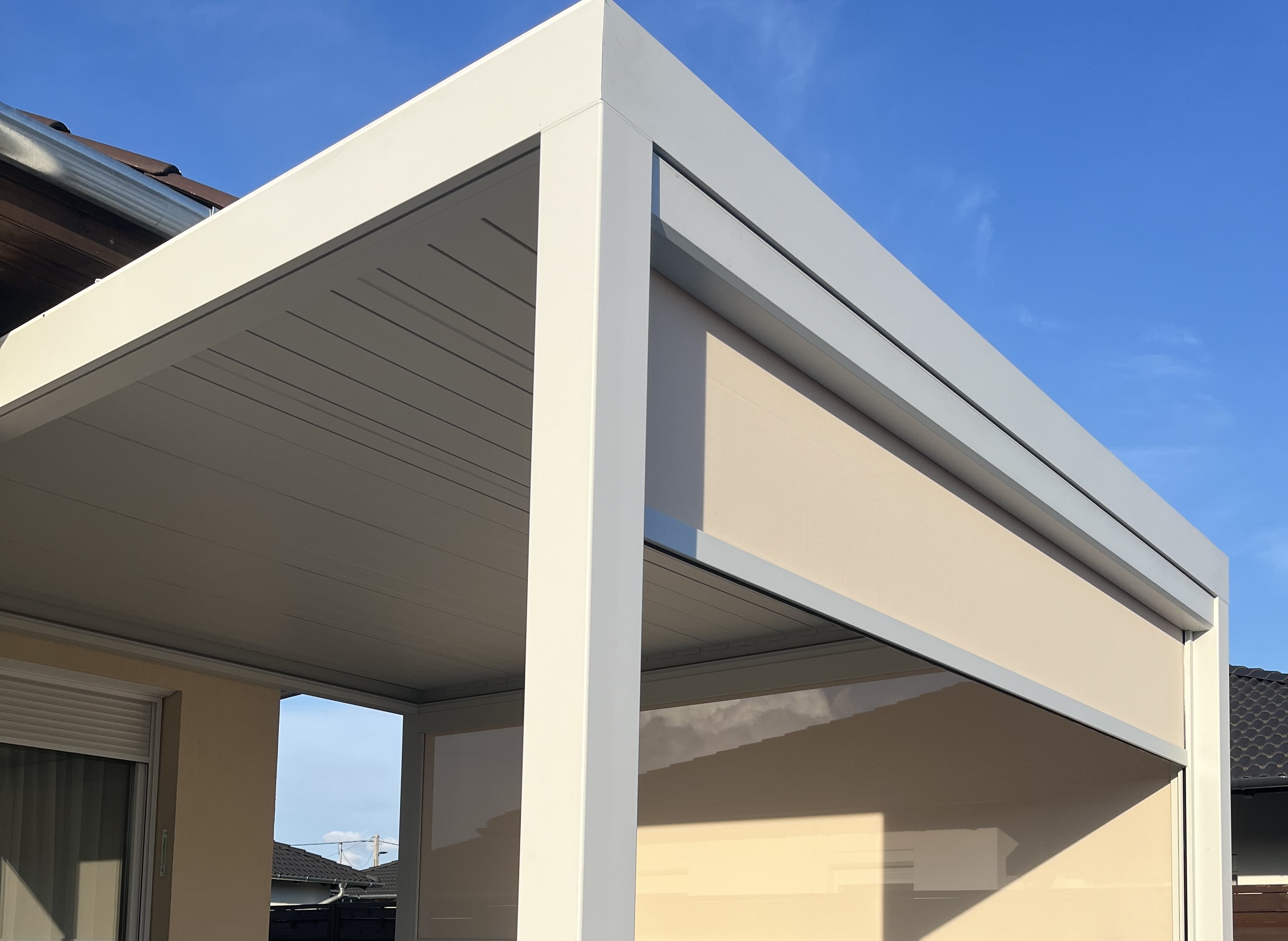 Bioklimatisches Lamellendach